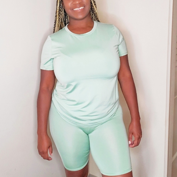 Mint Green biker short set - Picture 2 of 2
